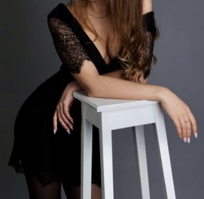 Класична сукня футляр
