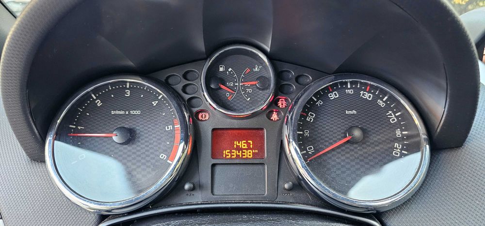 Peugeot 207 CC 1.6 HDI