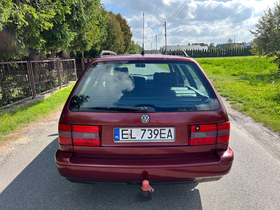 Volkswagen Passat_1994r_Kombi_Hak_Nowy PT