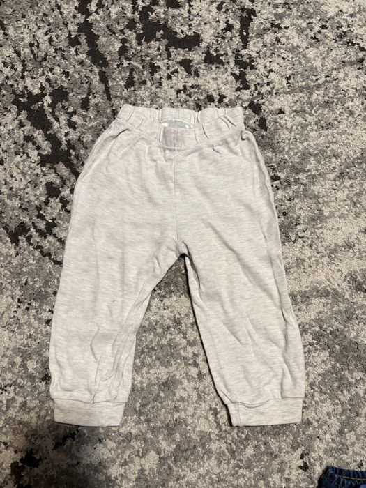 Długie spodnie legginsy dla chłopca 80