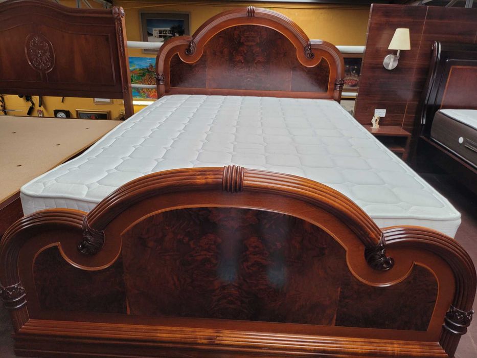 Óptima Cama de casal com estrado e colchão - Tudo em óptim