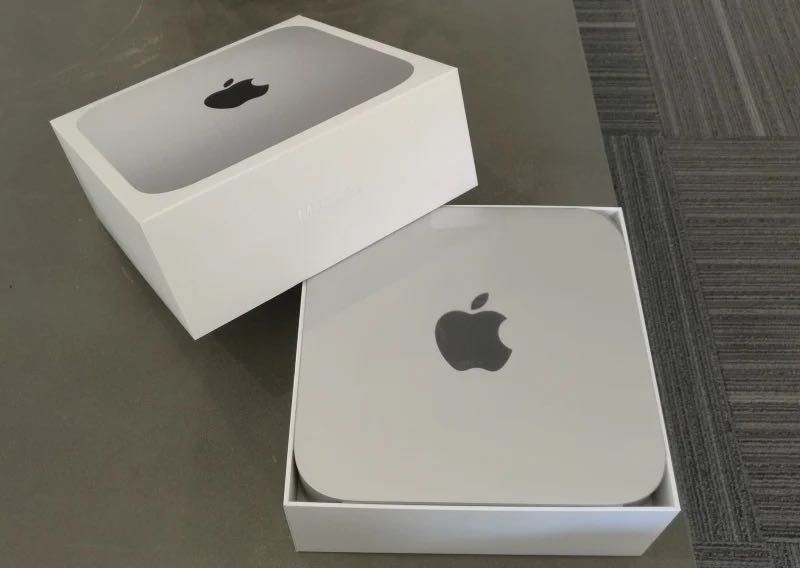 Mac Mini M1 Late 2020, com 256 Gb SSD  8 Gb  Particular