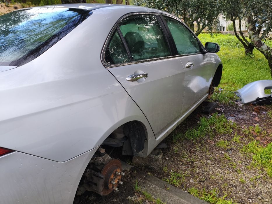 Honda Accord para peças ou recuperação