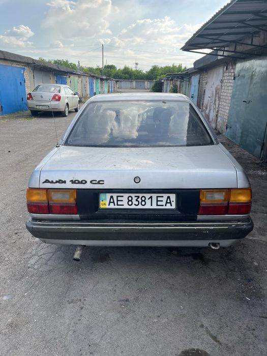 Продам ауди 100