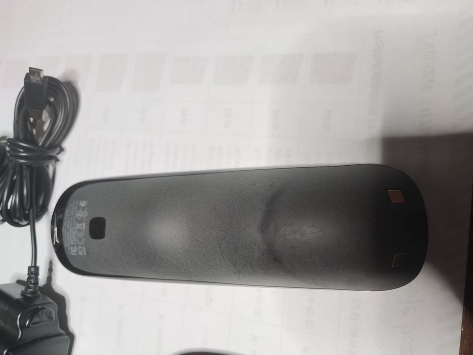 Logitech Harmony HUB + pilot Harmony Touch