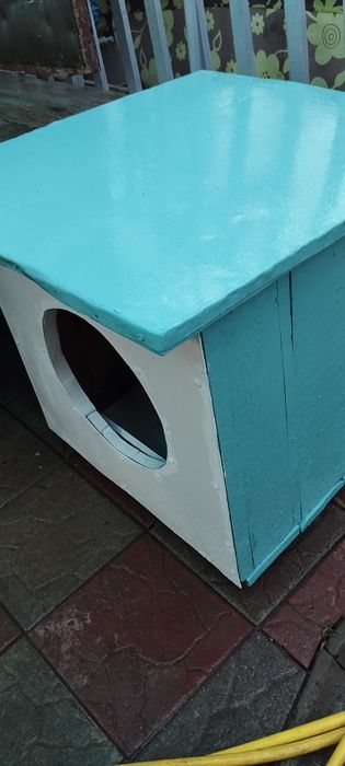 Будка для собаки.