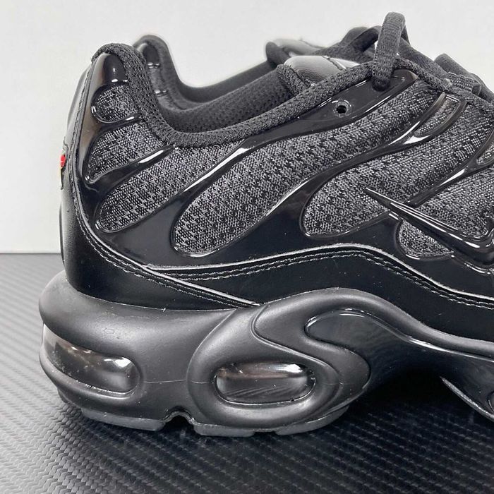 Air Max TN Plus Black r.36