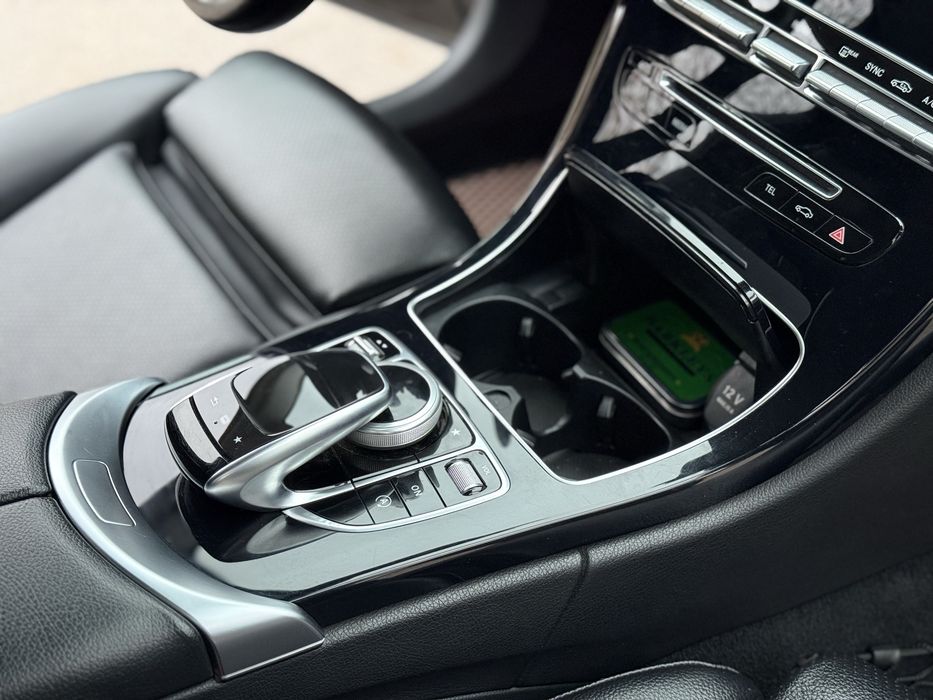 Mercedes-benz C220D (205 кузов)