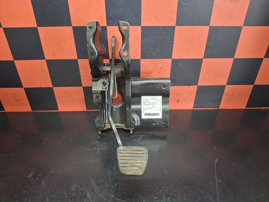 Pedal do travão MITSUBISHI Canter (FB7, FB8, FE7, FE8) VII