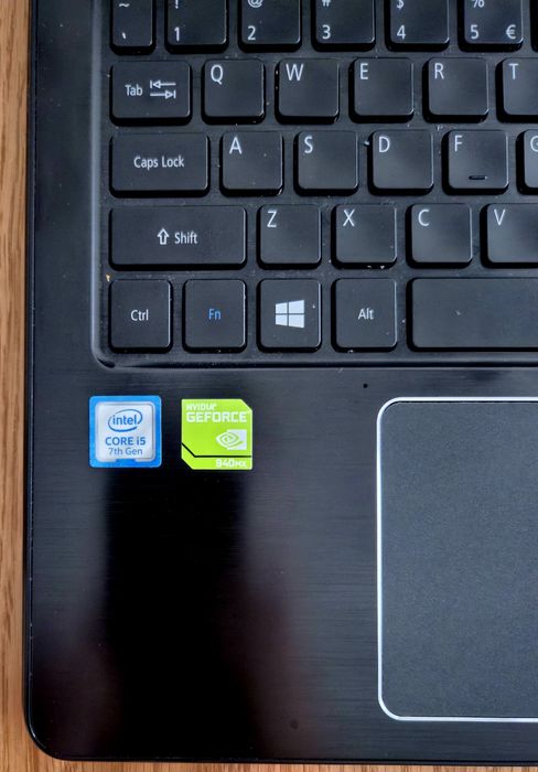 Acer Aspire F15 15,3” – i5 / 8 GB RAM / SSD + HDD / Geforce940MX