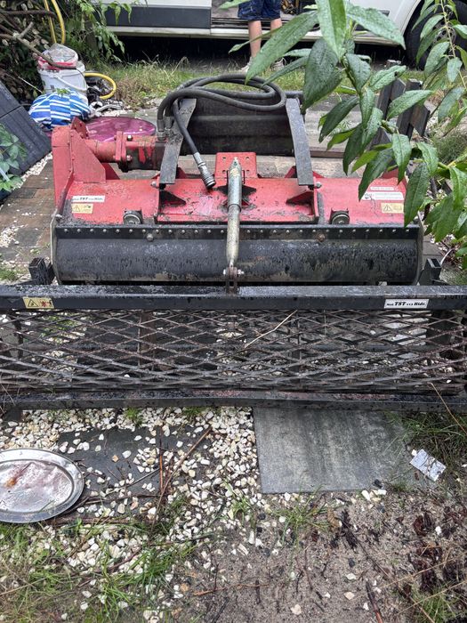 Glebogryzarka separacyjna hydrauliczna tst 113 R2 Avant Multione