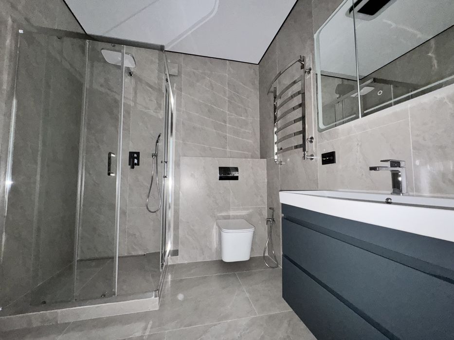 Продаж 1-кімнатної квартири 40 м.кв., в. Садова/ Пустомити