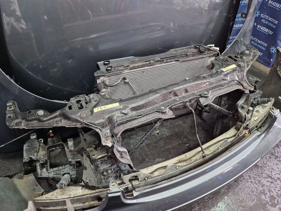 Frente completa usada BMW SERIE 7 E65 740i capot parachoques oticas