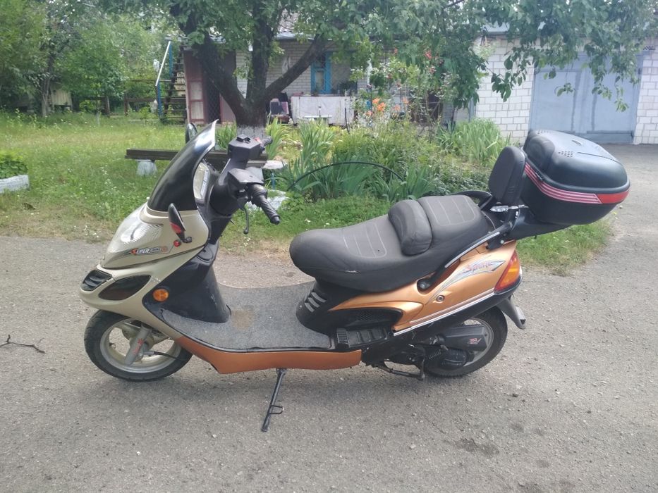 Продам моторолер