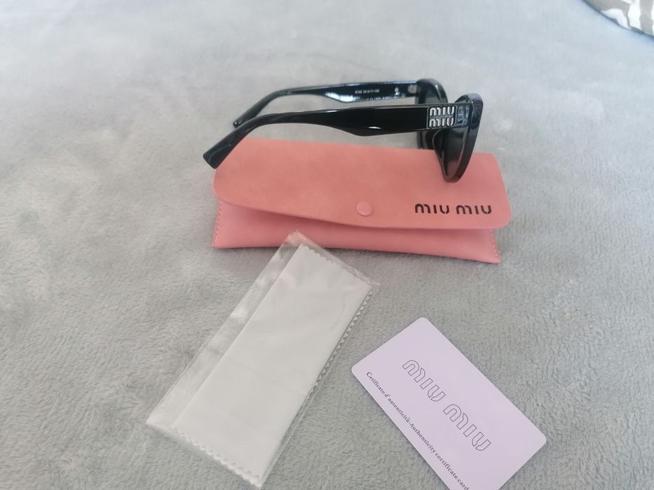 Oculos de sol Miu Miu