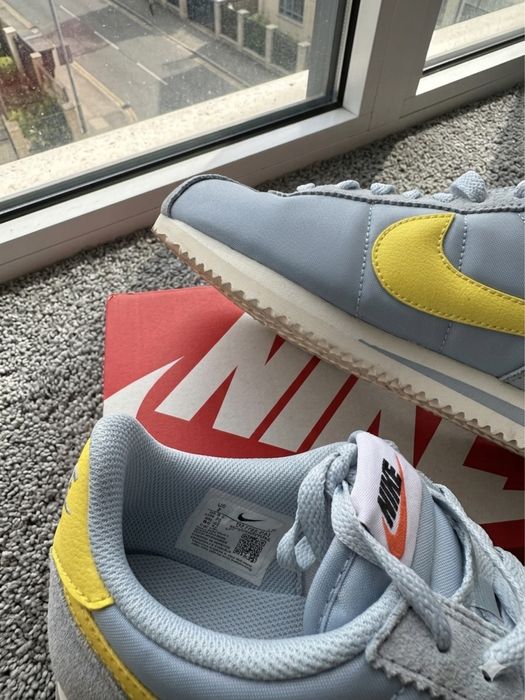 Nike cortez retro