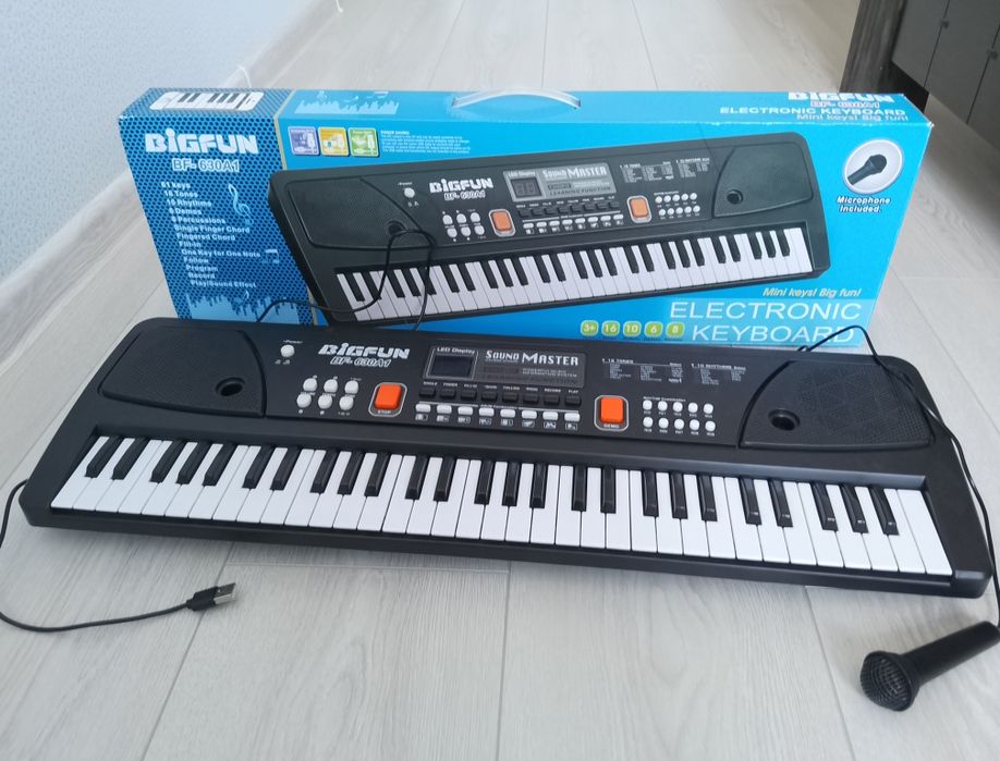 Детский игровой синтезатор 61 клавиша, BIGFUN BF-630A1 с микрофоном, р
