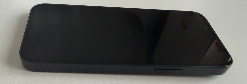 iPhone 13 mini po wymianie baterii na nową + GRATISY