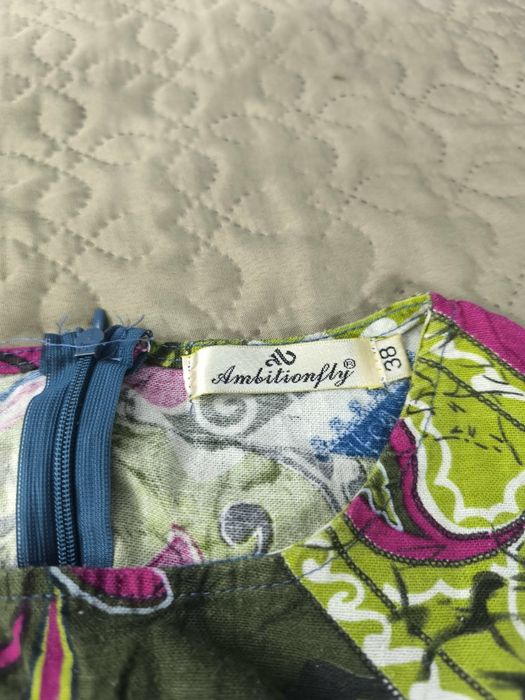 Letnia sukienka w etniczne wzory 38