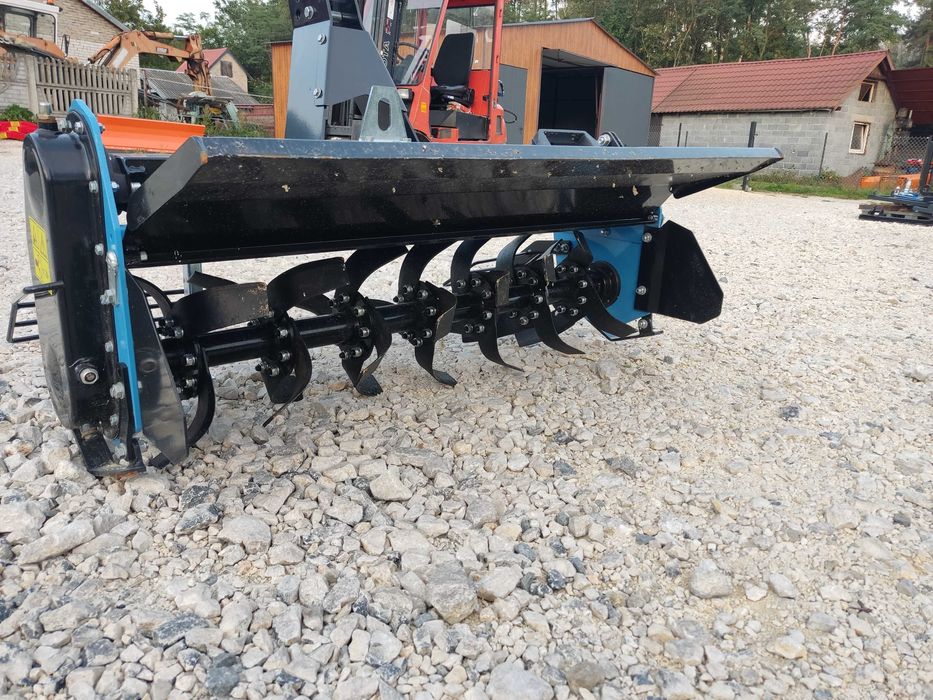 glebogryzarka Agrostar zawieszana do traktora Dostawa