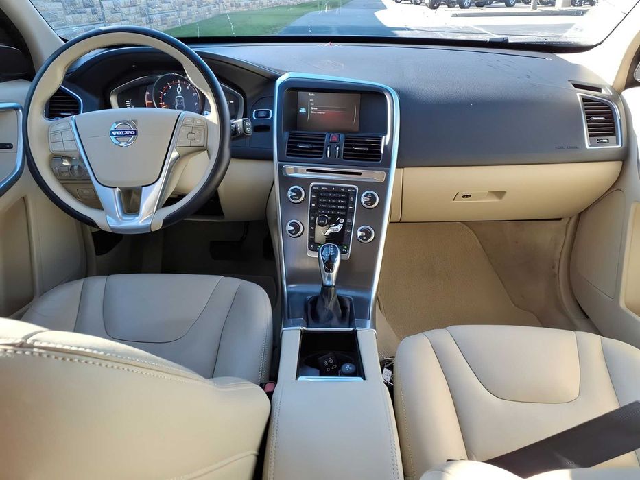 Volvo XC60  2015