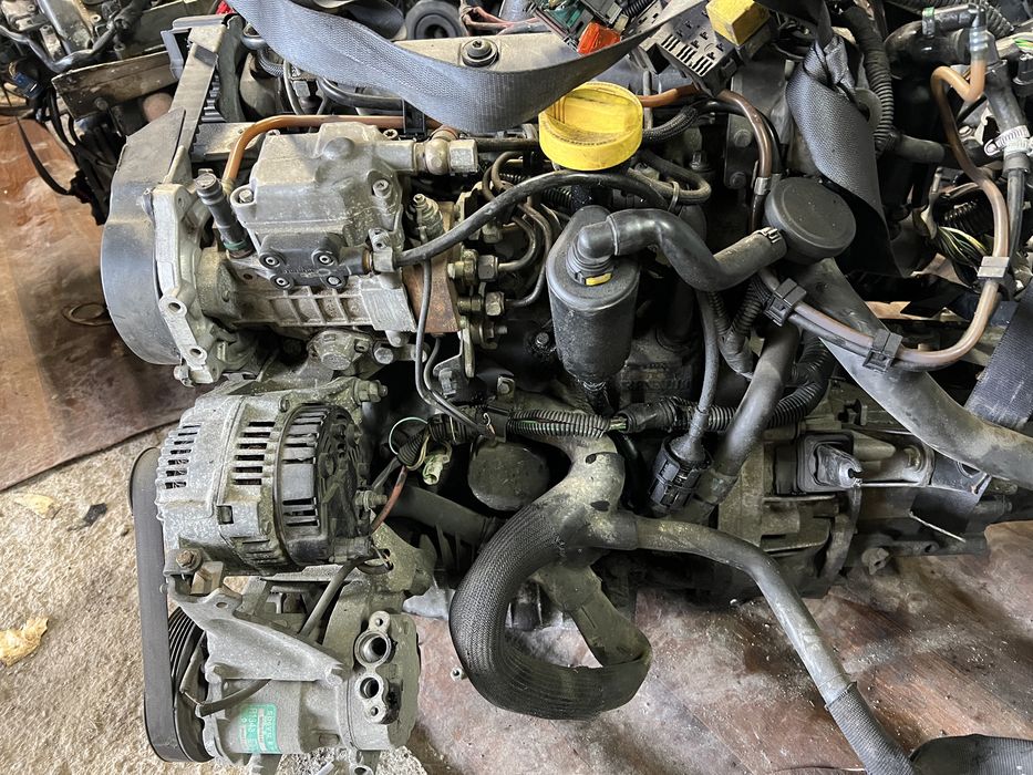 Мотор Двигун 1.9DTI F8t F9QT Renault Kangoo laguna Trafic Volvo Clio