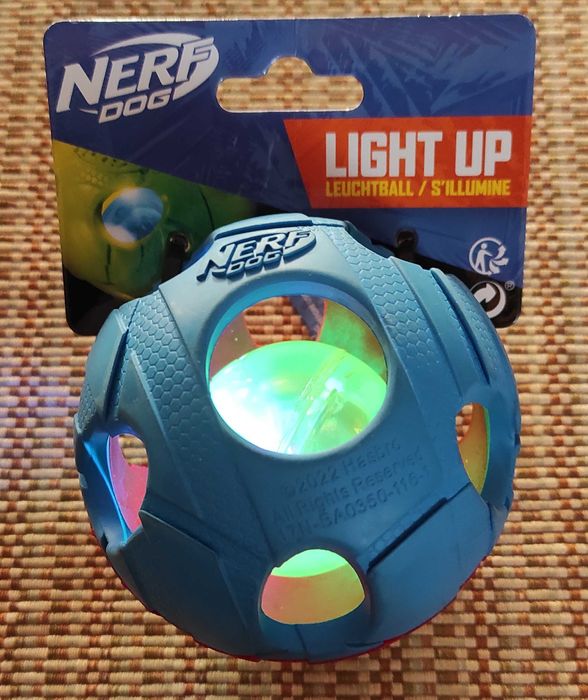 NERF-DOG, іграшка м'яч з  світлодіодним підсвічування  для собак