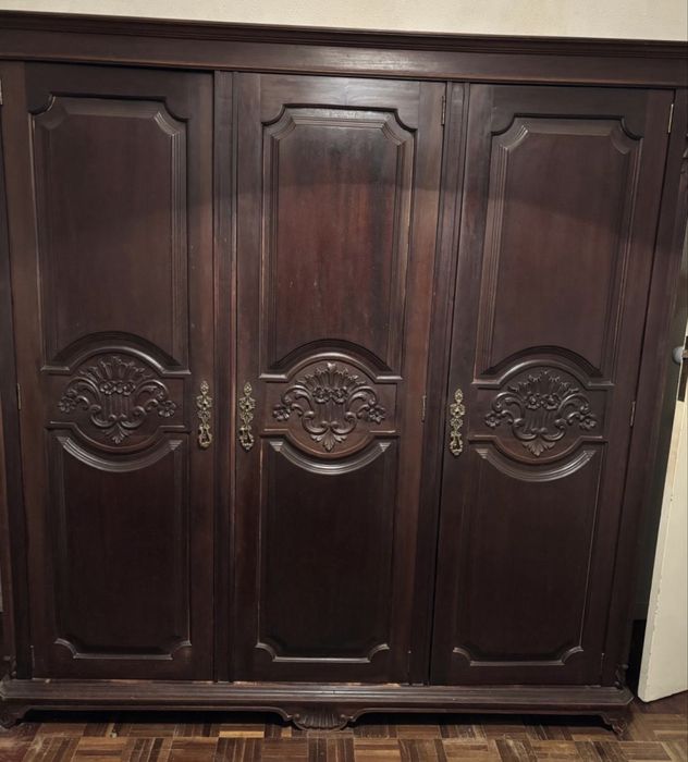 Mobilia de quarto estilo D. José