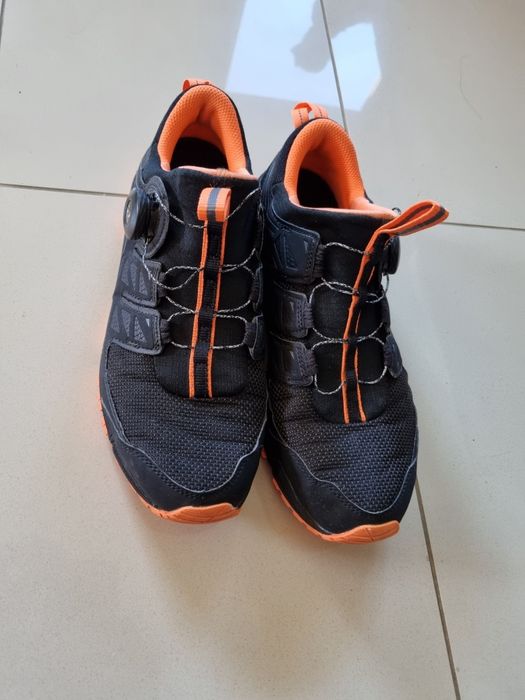 Buty Asics rozm 40.5 cm Zapięcie BOA