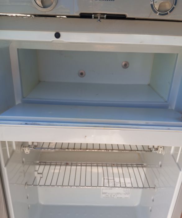Frigorífico Gás, 12v e 220v