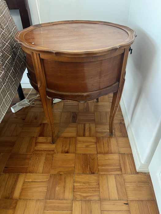 Mesa redonda madeira maciça de sala