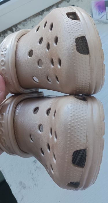 сабо  crocs w7..