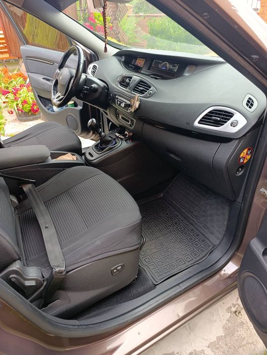 Продам renault grand scenic 3