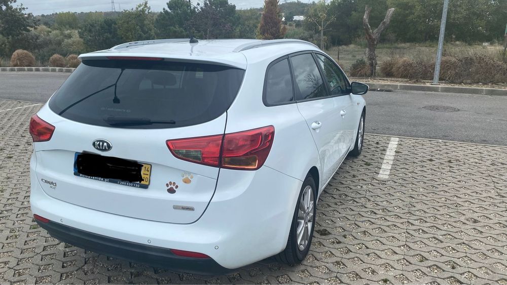 Carrinha Kia ceed