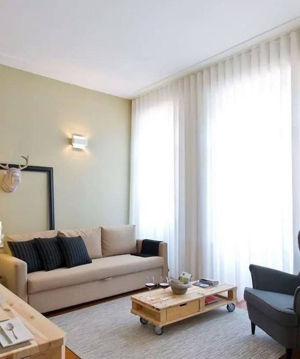 Sofá cama ikea bege em excelente estado! Posso fazer entrega