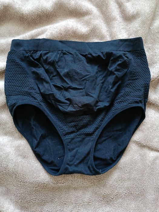 Majtki ciążowe beżowe i czarne