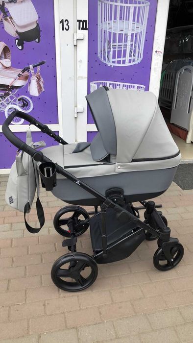 Дитяча коляска візок