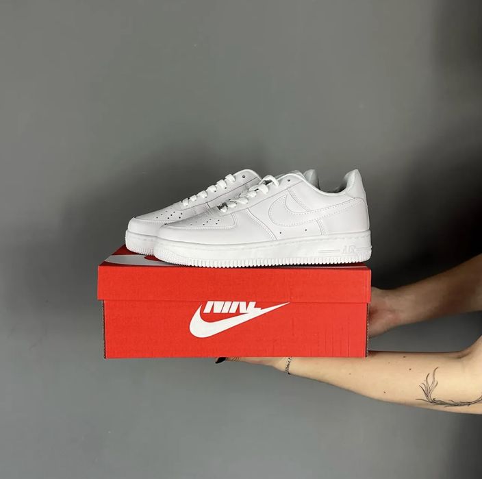 Кросівки Nike Air Force 1, білі, розмір 36, 23 см устілка