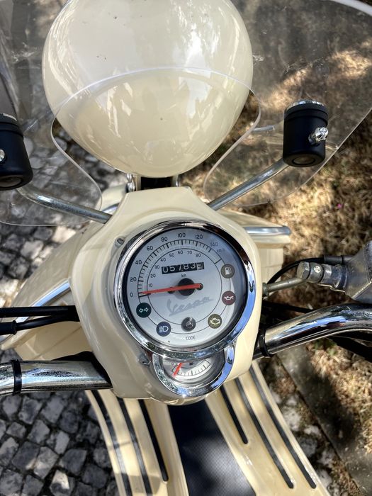 Vespa Lxv 125 i.e Vie Della Moda de 2013 NOVA 5700km