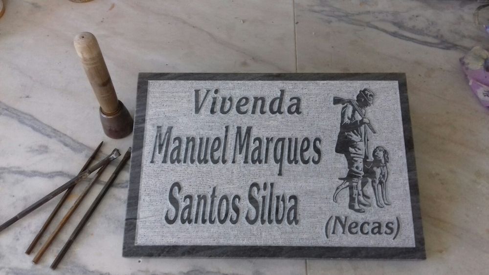 Placas em marmore
