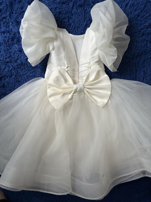 Дитяча святкова сукня
