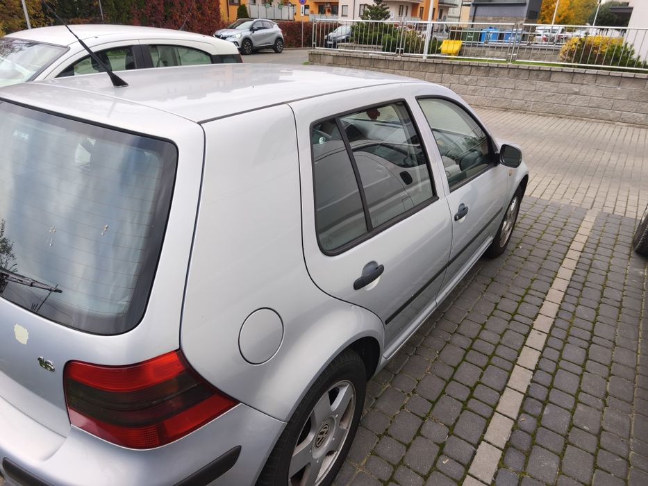 Sprzedam golf 4 1.6 mpi