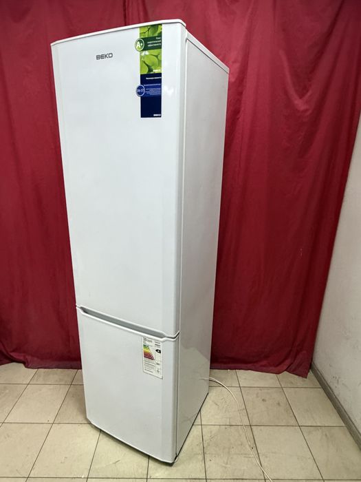 Холодильник BEKO CS 338022