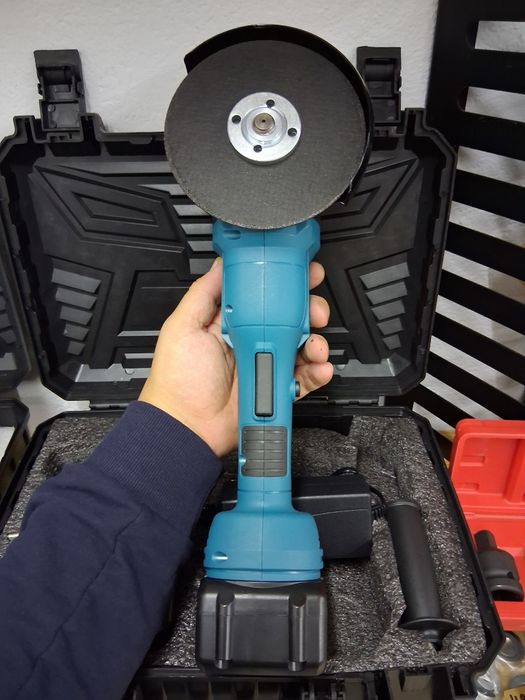 Rebarbadora sem escovas 125mm  Baterias de 6Ah e Mala