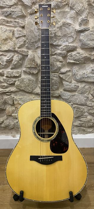 Yamaha LL16D - Guitarra Completamente C/NOVA