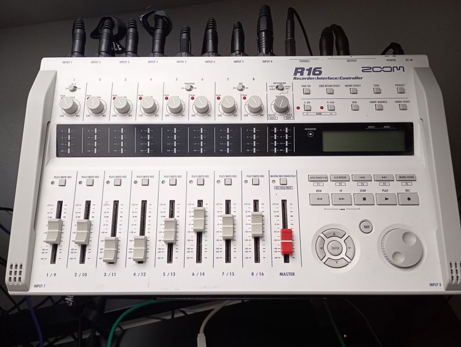 Zoom R16 recorder/ karta muzyczna