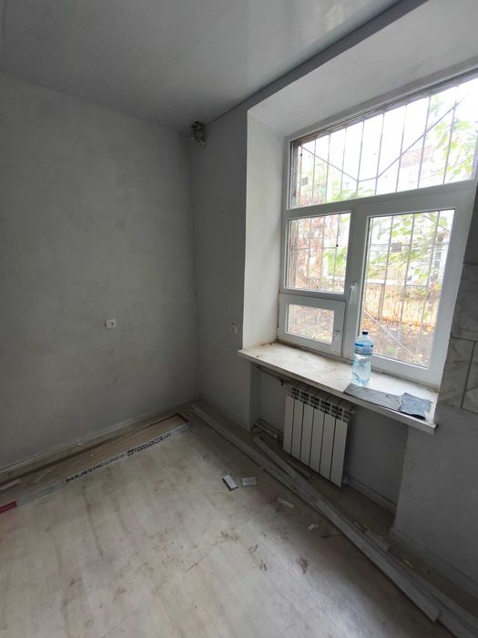Термінова продаж 2-во кімнатної квартири на 12 кварталі біля  ТЦ Терра