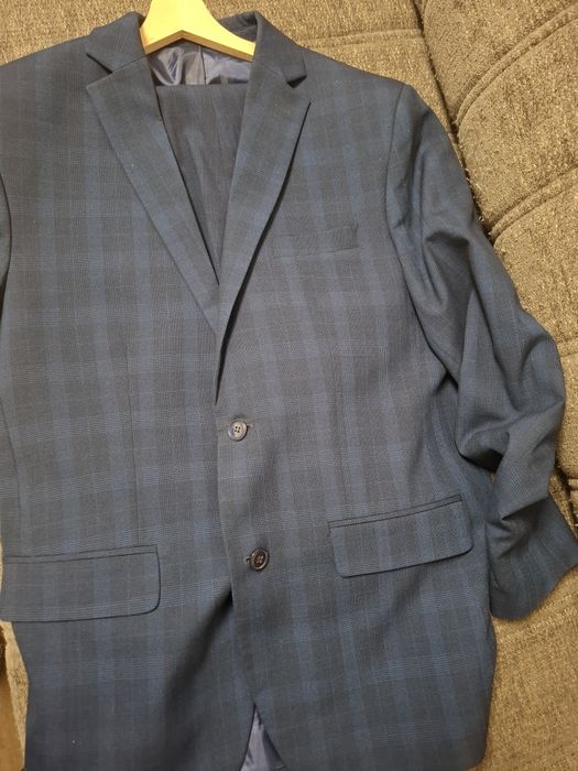 Młodzieżowy garnitur granatowy w kratkę