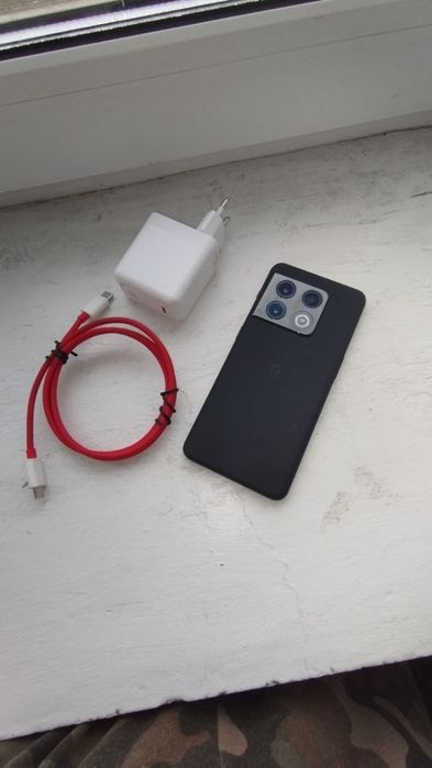 OnePlus 10 pro 12/256