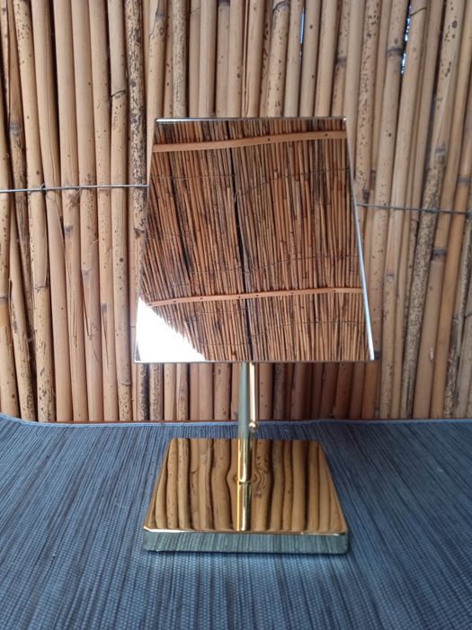 Продам зеркало косметичне